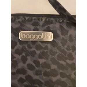 Baggallini Wrislet 